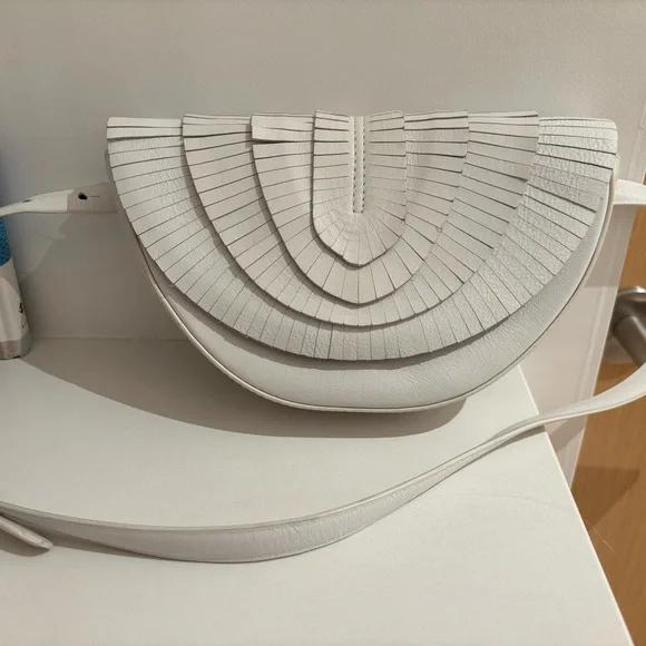 Sergio Rossi White Fringe belt bag - Picture 1 of 11